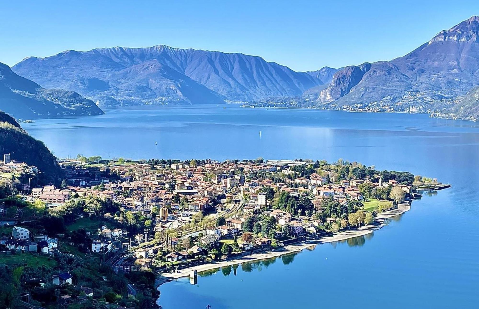 Nora Casa Vacanze Dervio Esterno foto