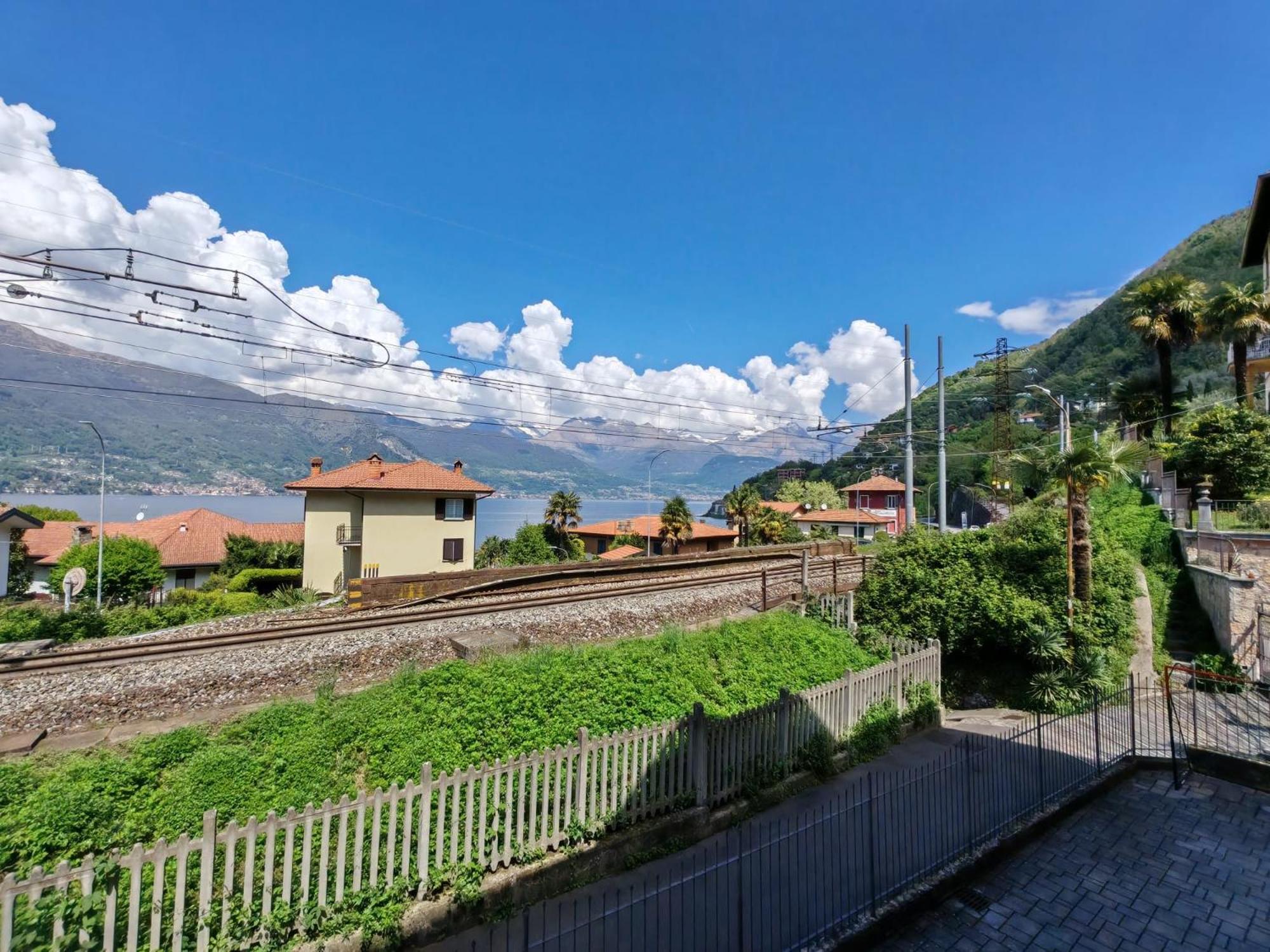 Nora Casa Vacanze Dervio Esterno foto