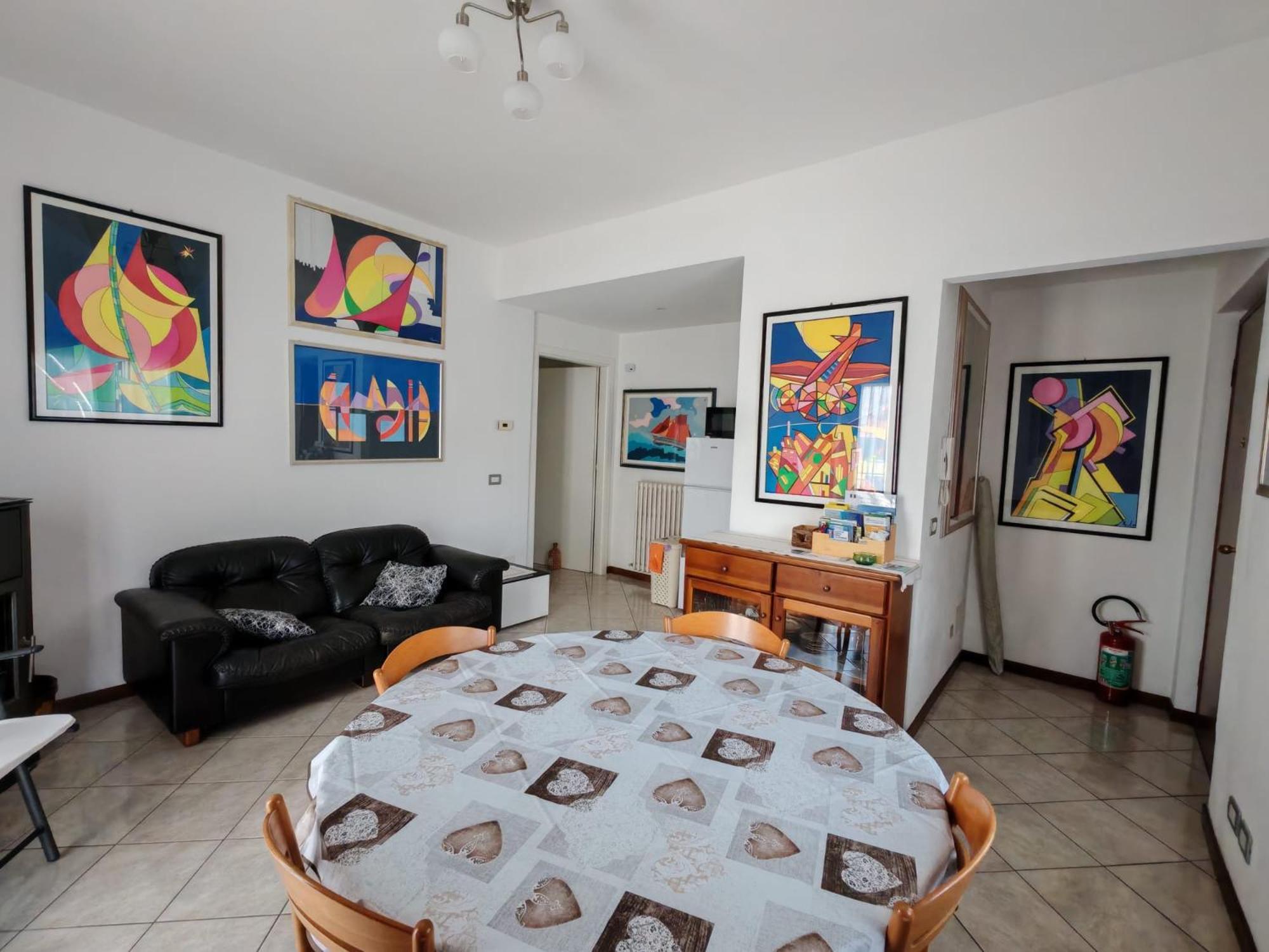 Nora Casa Vacanze Dervio Esterno foto