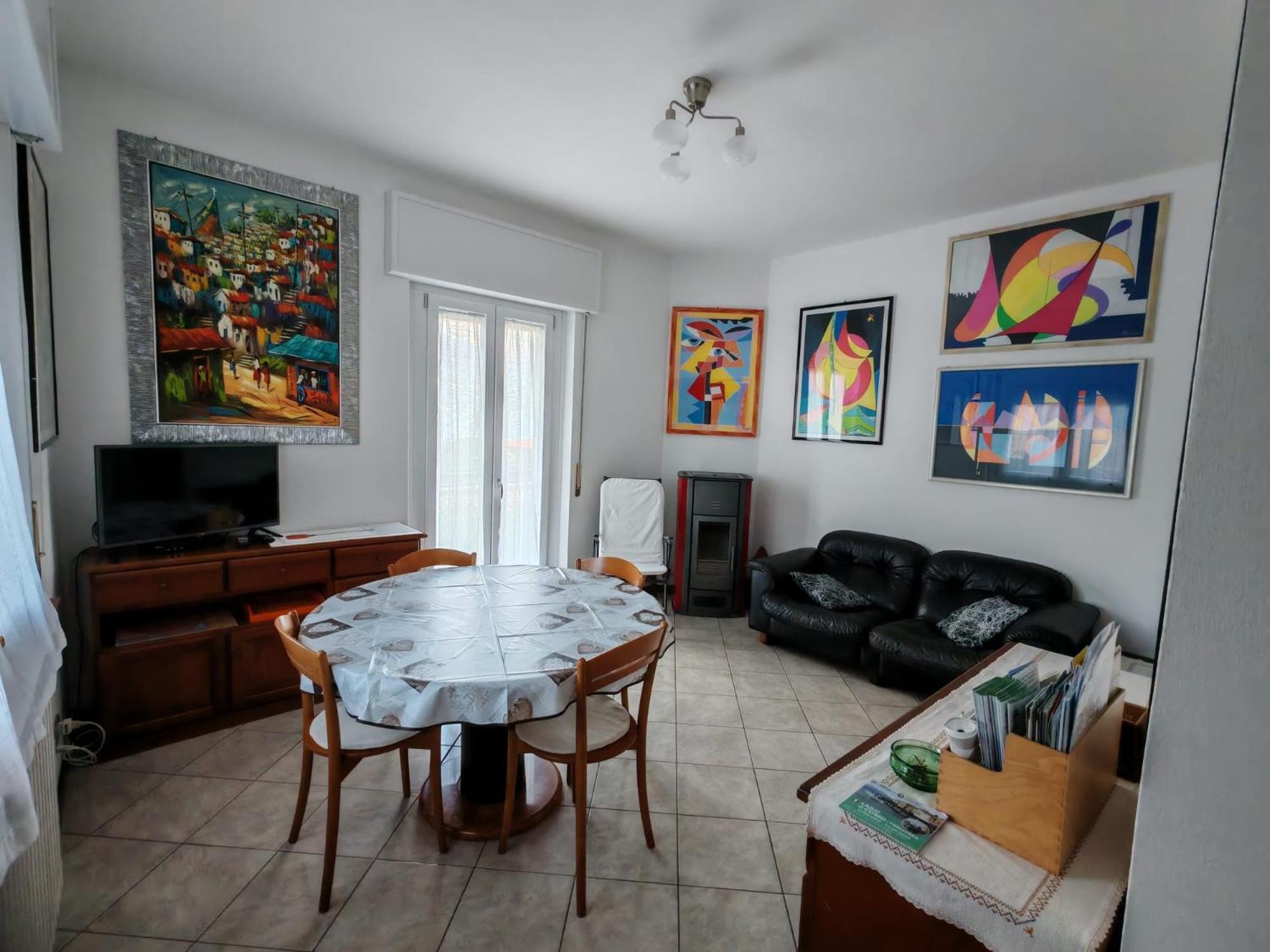 Nora Casa Vacanze Dervio Esterno foto